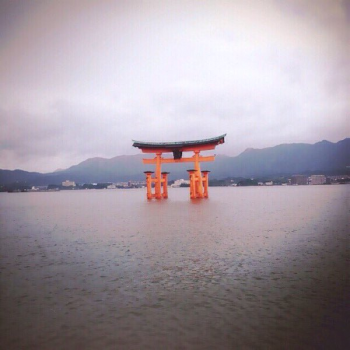 厳島神社鳥居