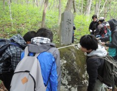 【「戦略」調査報告】石碑調査　～瀧山登山～